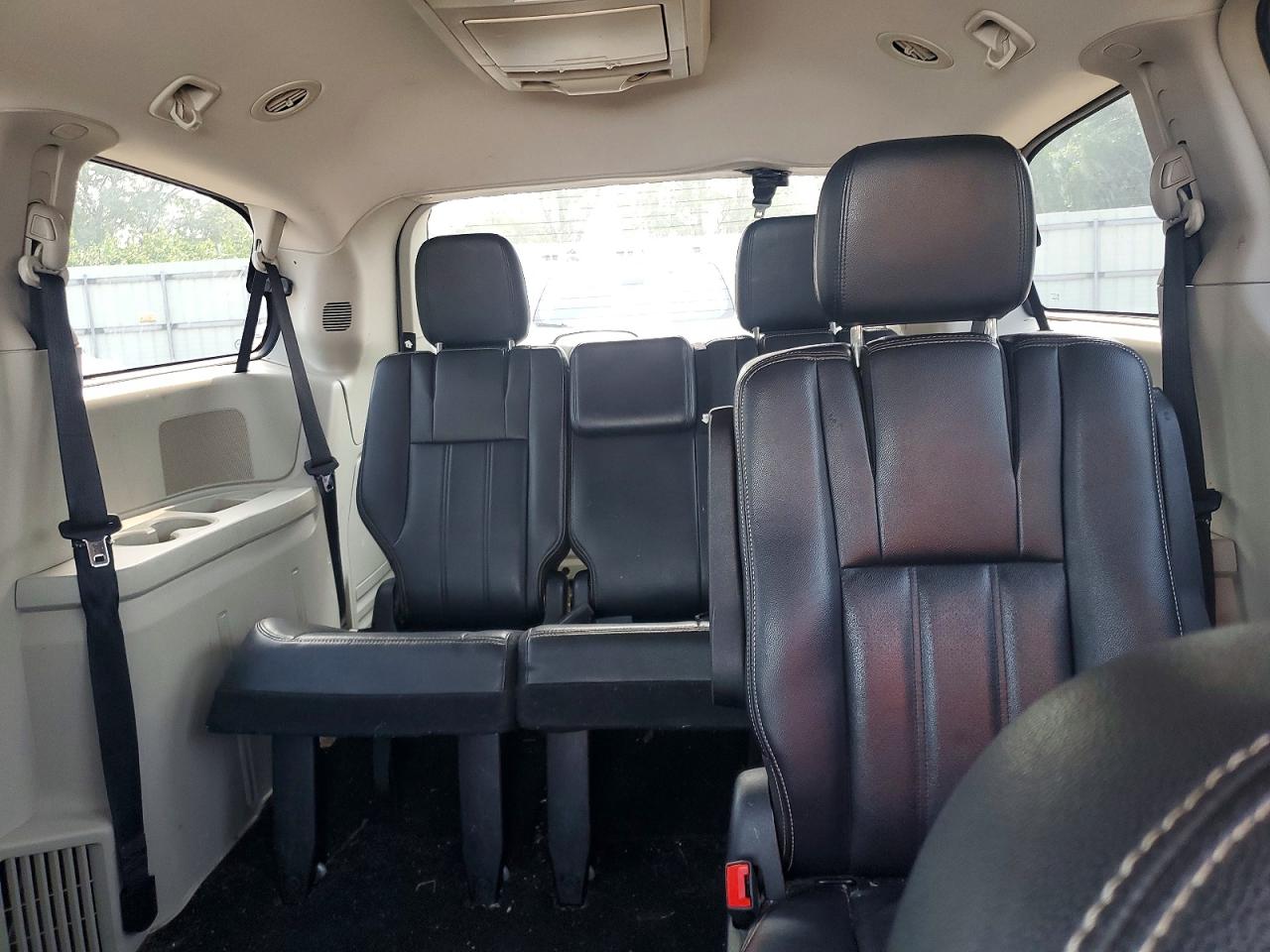 2012 CHRYSLER MINIVAN