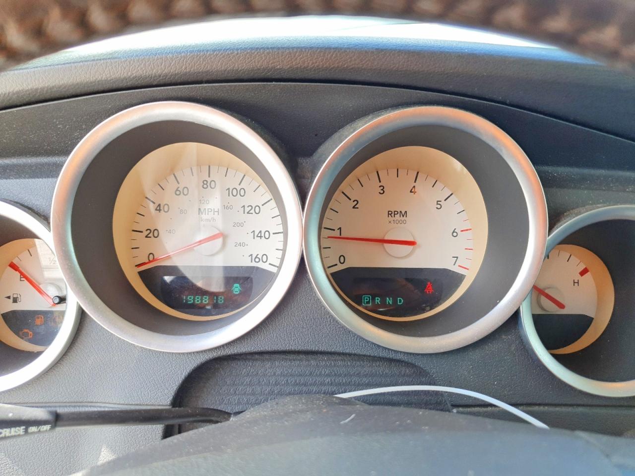 2006 DODGE CHARGER
