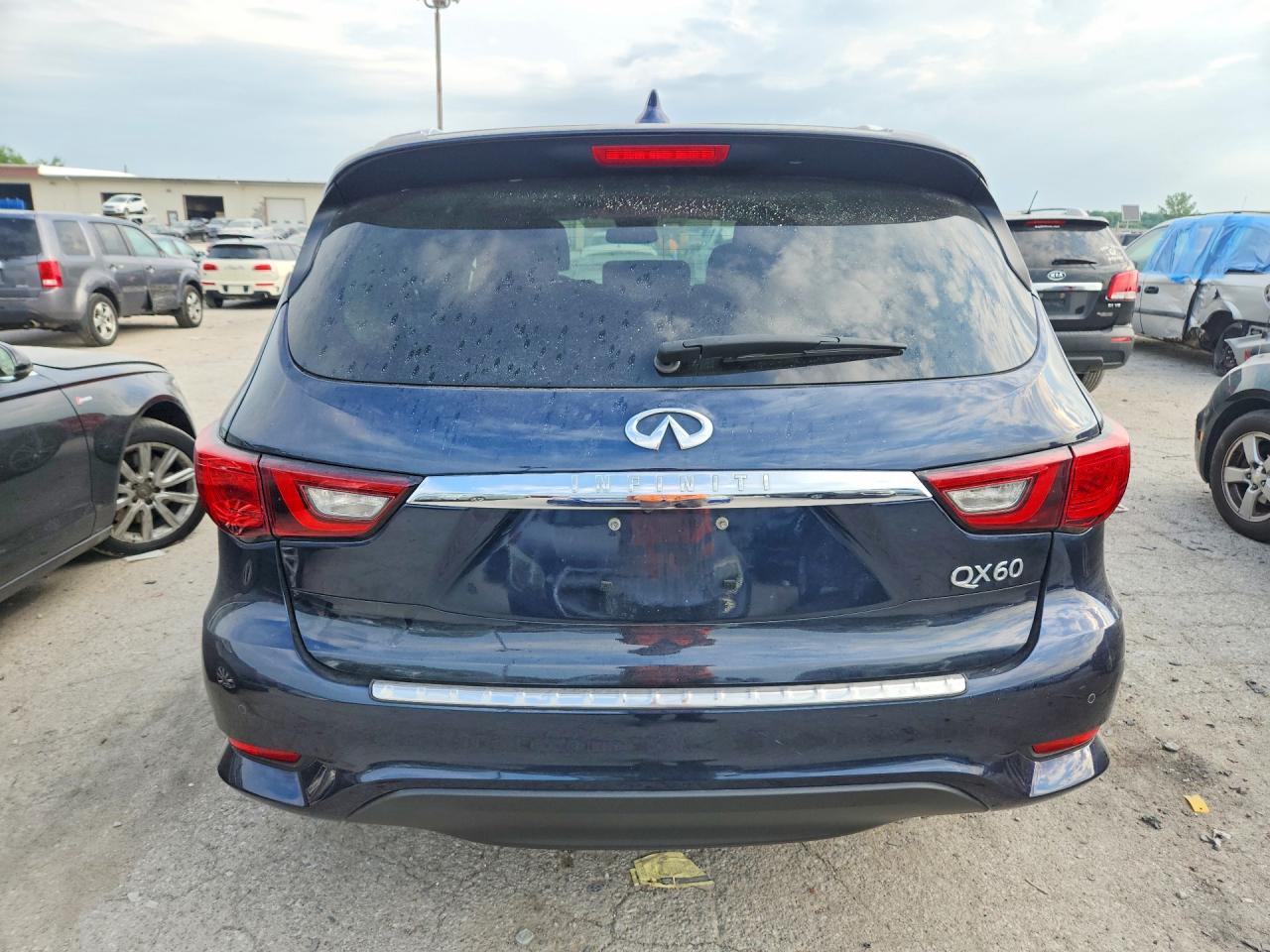 2018 INFINITI QX60 BASE