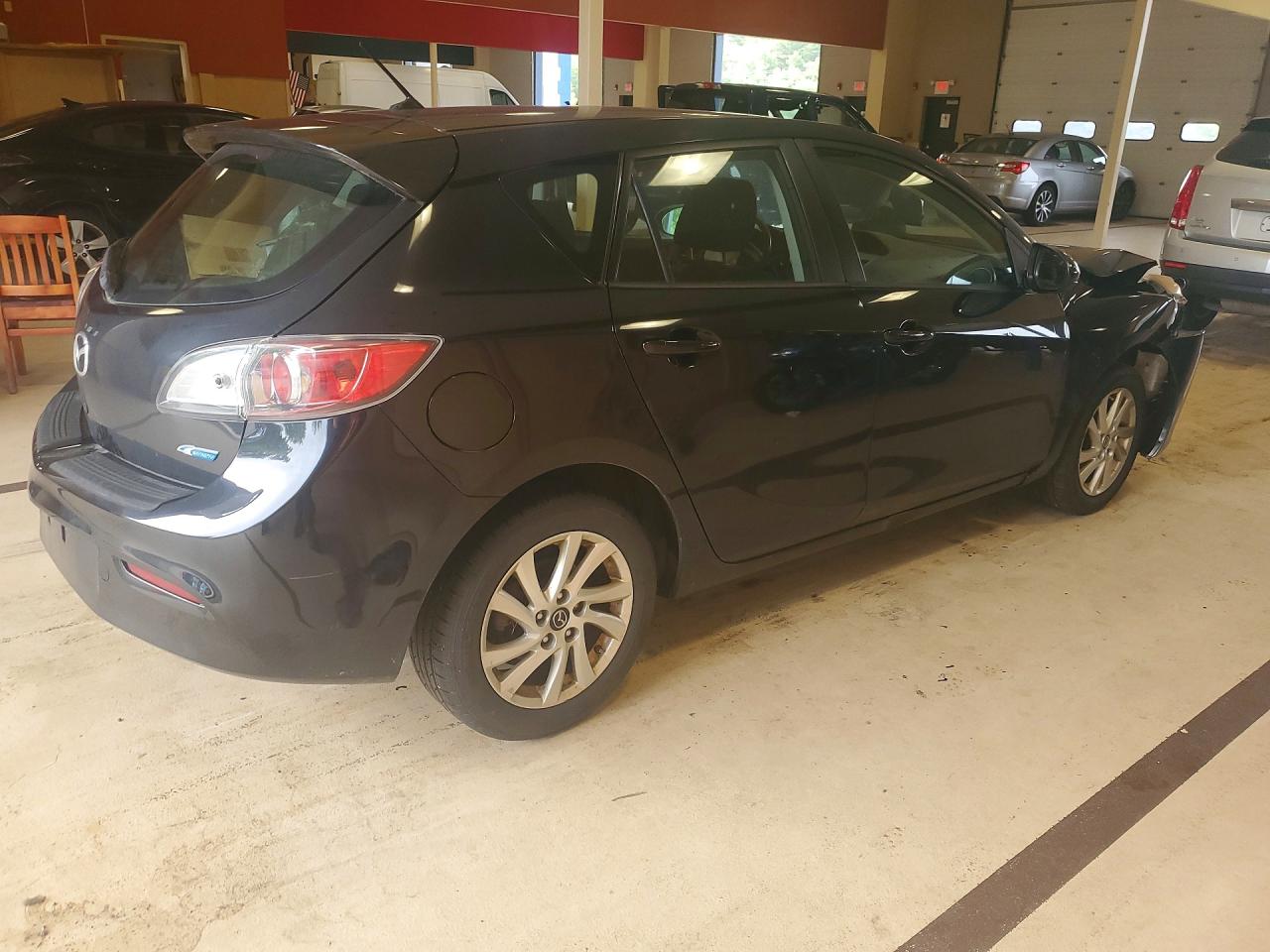 2013 MAZDA 3