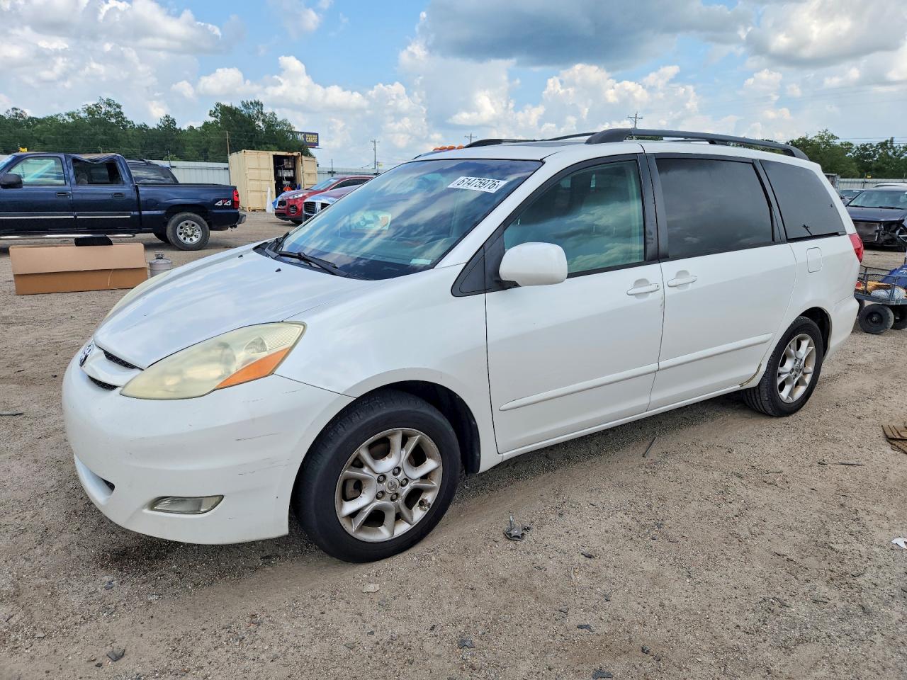 2006 TOYOTA SIENNA