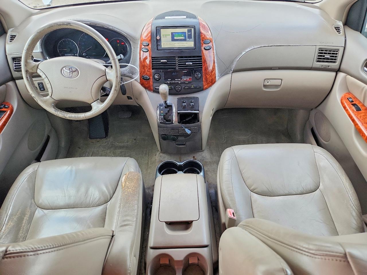 2006 TOYOTA SIENNA