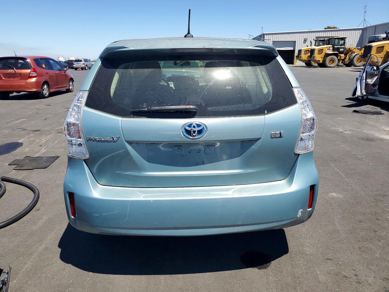 2013 TOYOTA PRIUS
