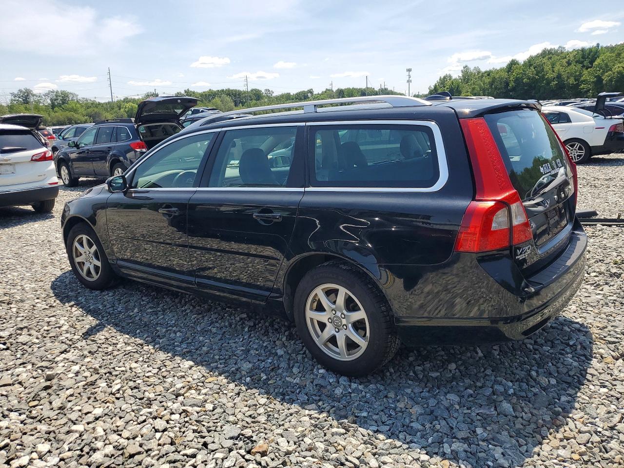 2008 VOLVO V70