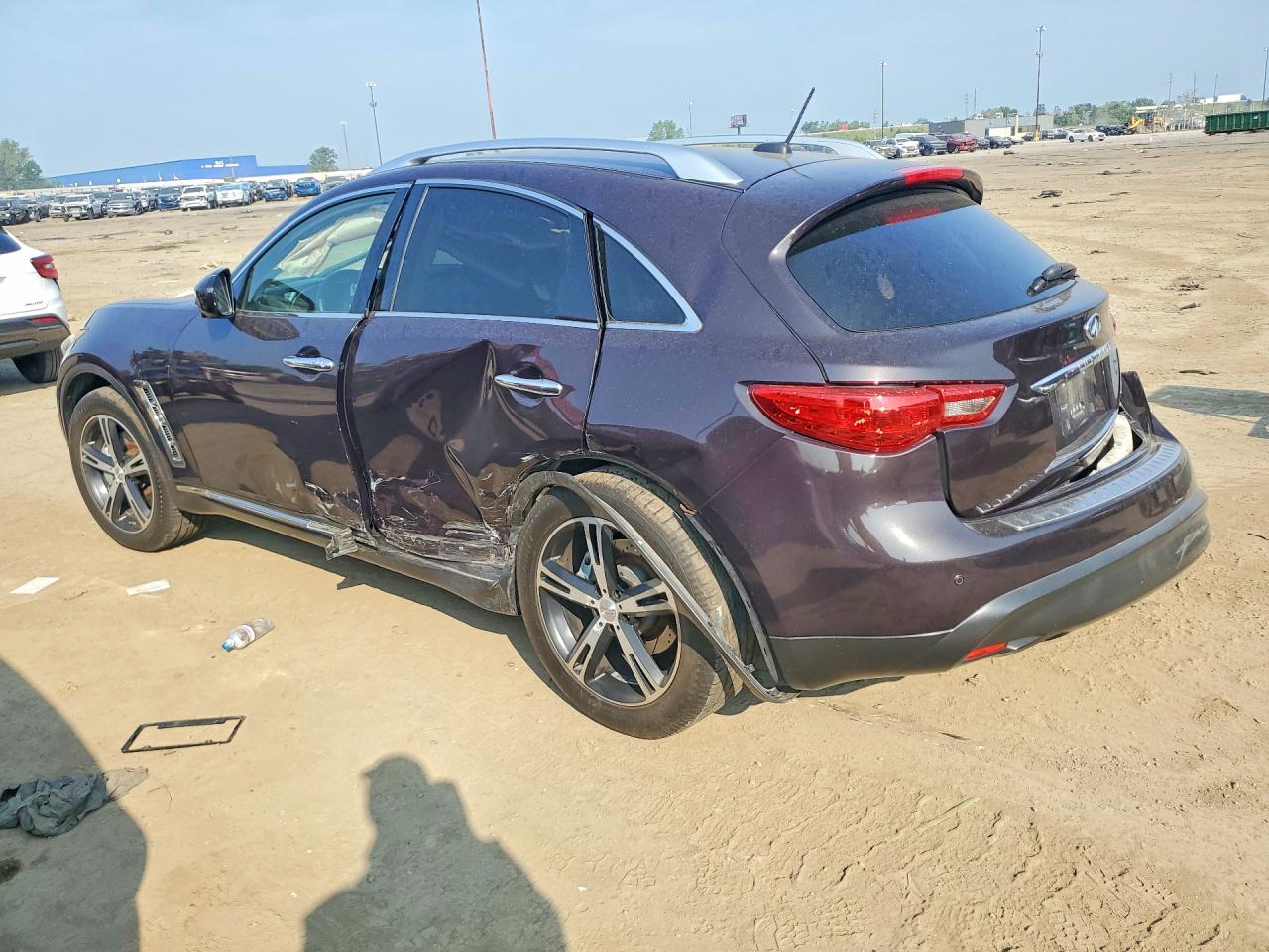 2011 INFINITI FX50