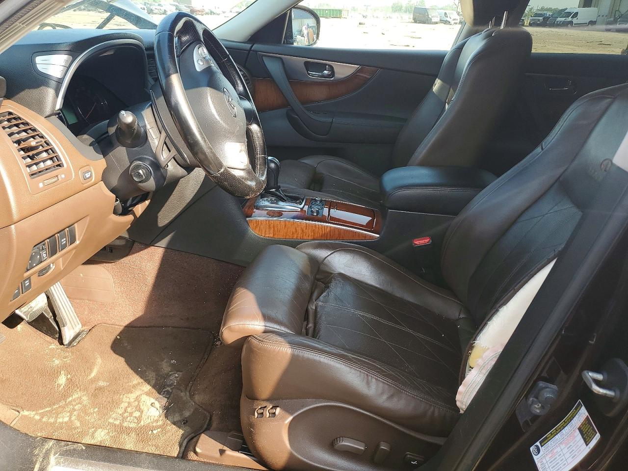 2011 INFINITI FX50