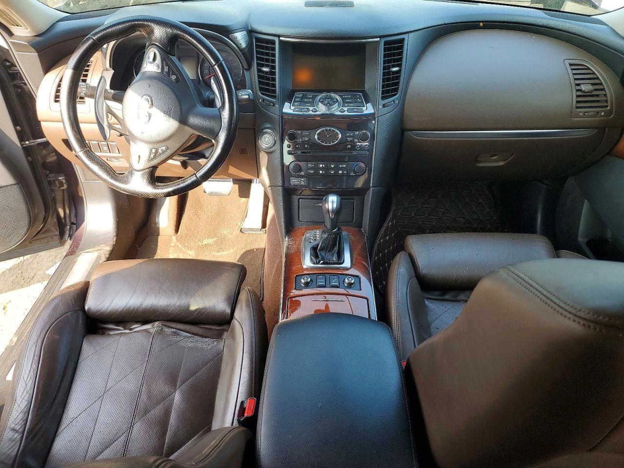 2011 INFINITI FX50