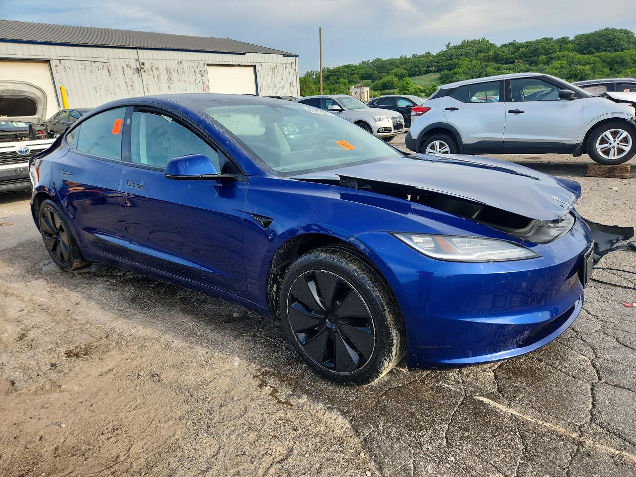 2025 TESLA MODEL 3