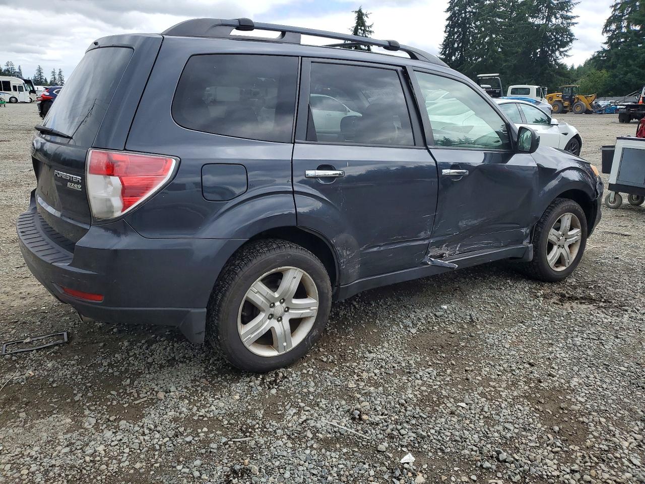 2010 SUBARU FORESTER