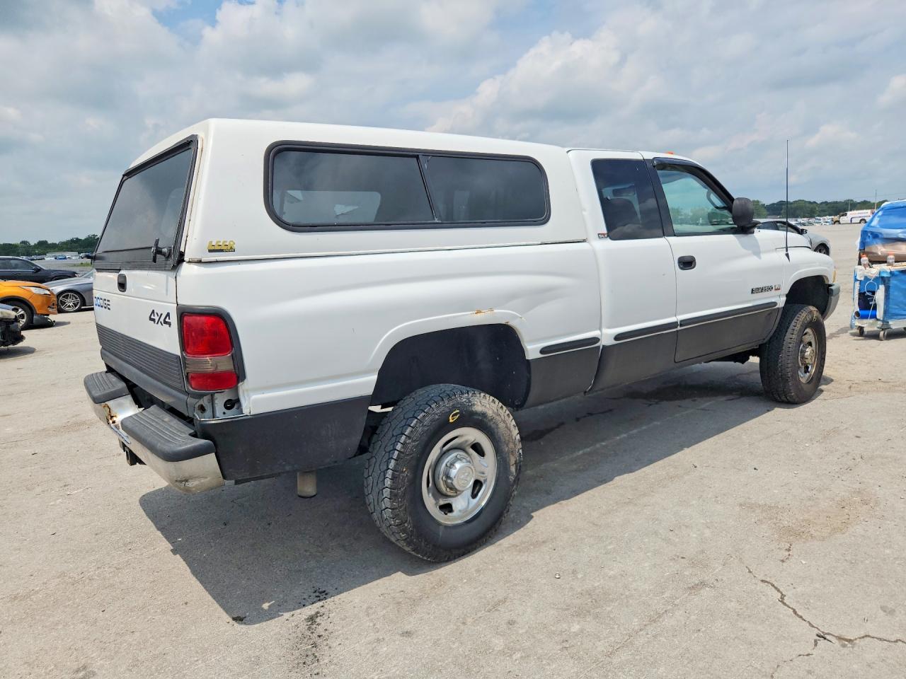 1998 DODGE RAM 2500