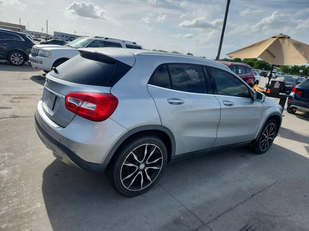 2017 MERCEDES-BENZ GLA-CLASS