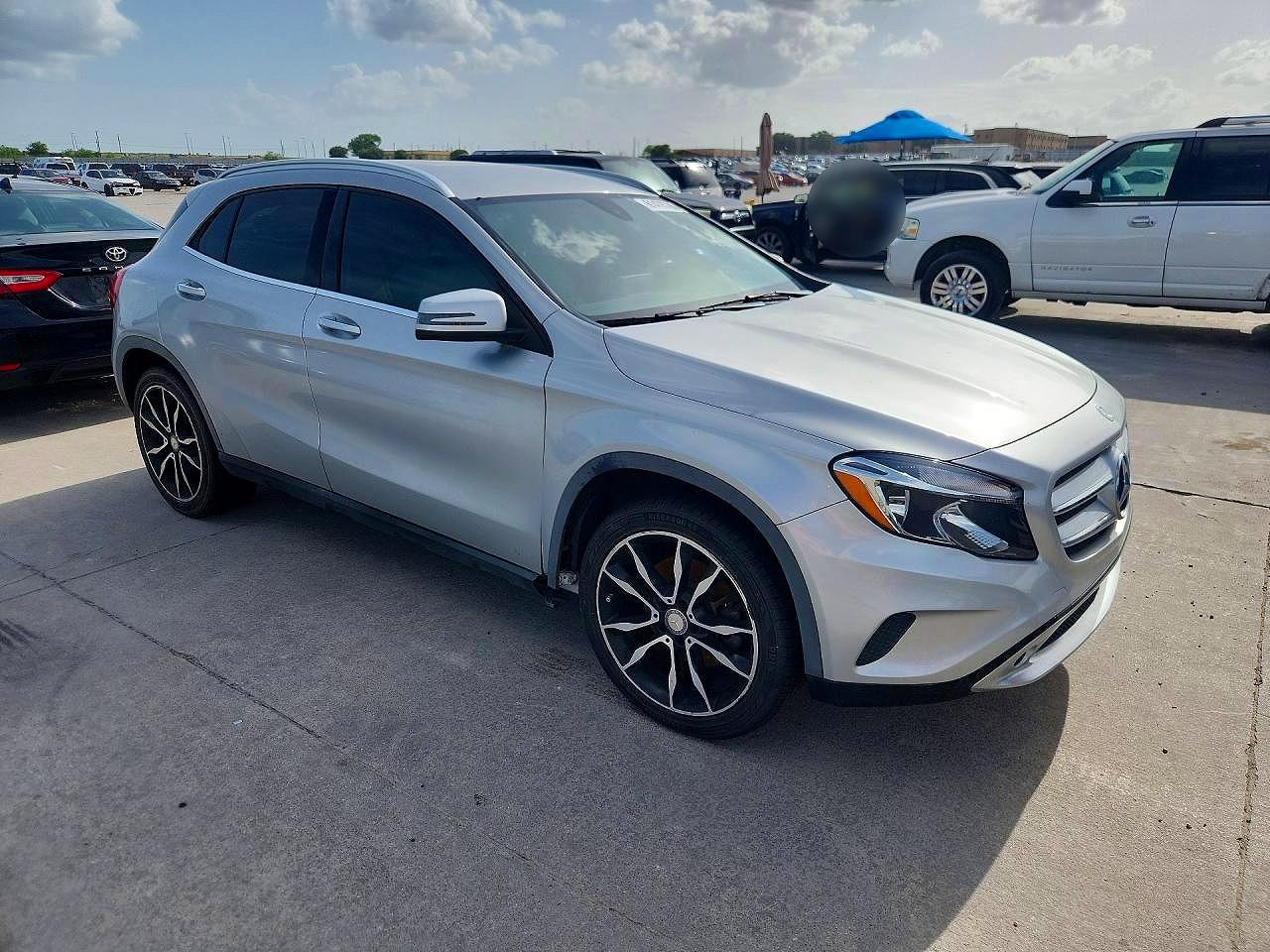 2017 MERCEDES-BENZ GLA-CLASS