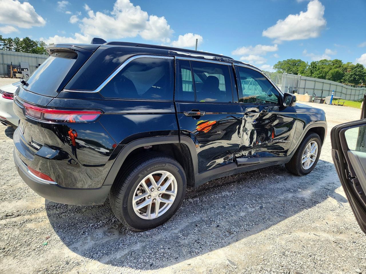 2025 JEEP CHEROKEE