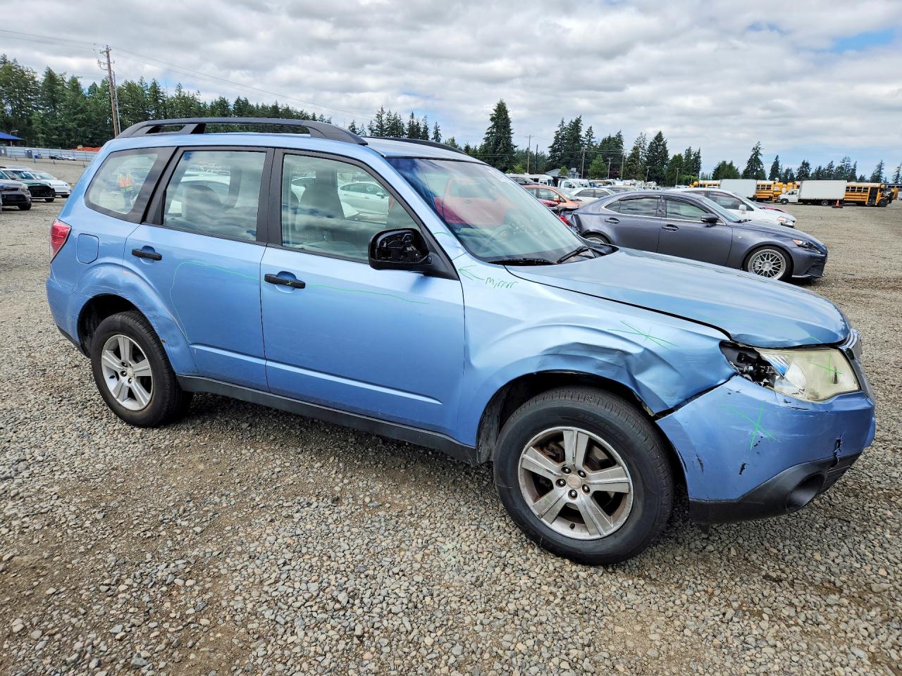 2011 SUBARU FORESTER