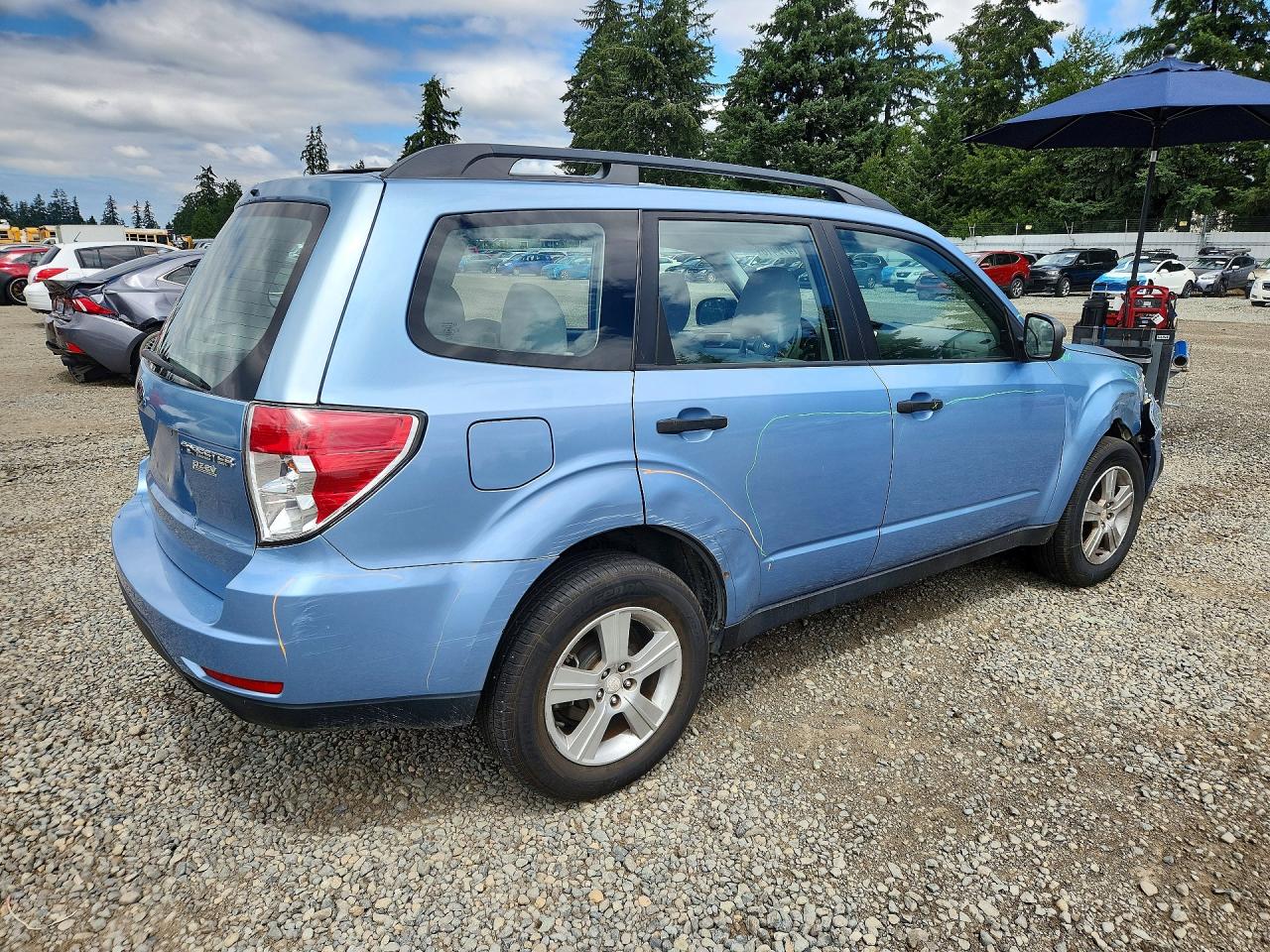 2011 SUBARU FORESTER