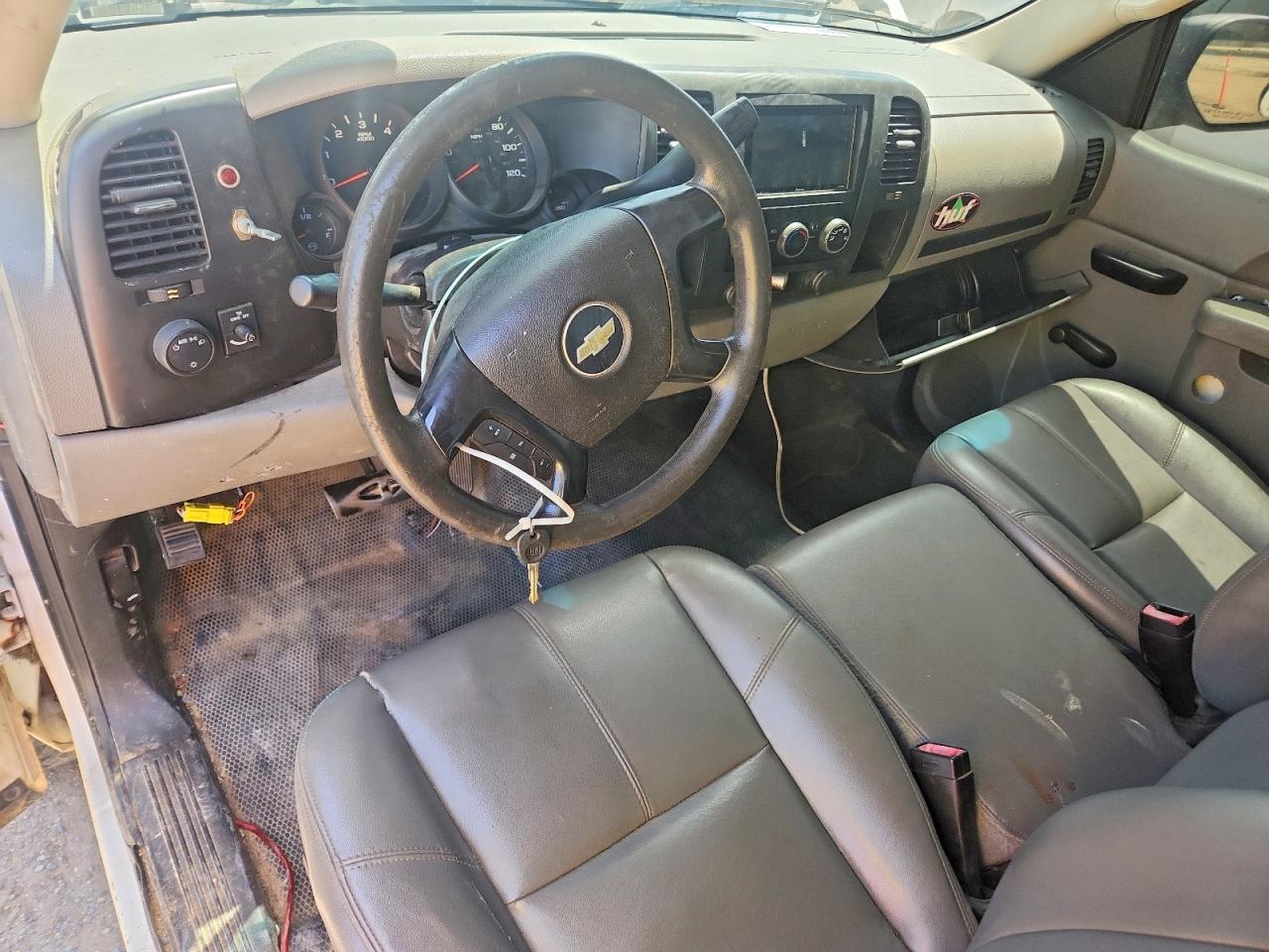 2013 CHEVROLET SILVERADO