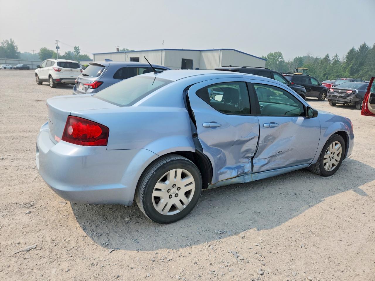 2013 DODGE AVENGER
