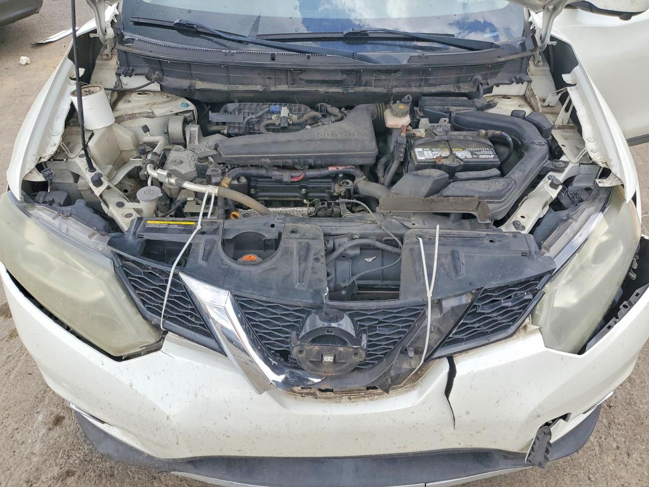 2015 NISSAN ROGUE