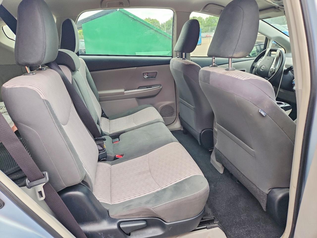 2015 TOYOTA PRIUS