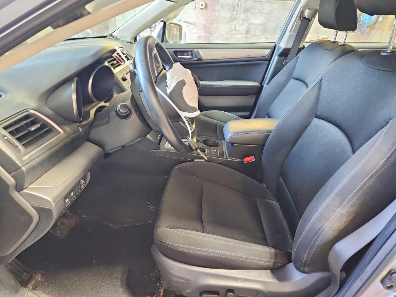 2017 SUBARU LEGACY