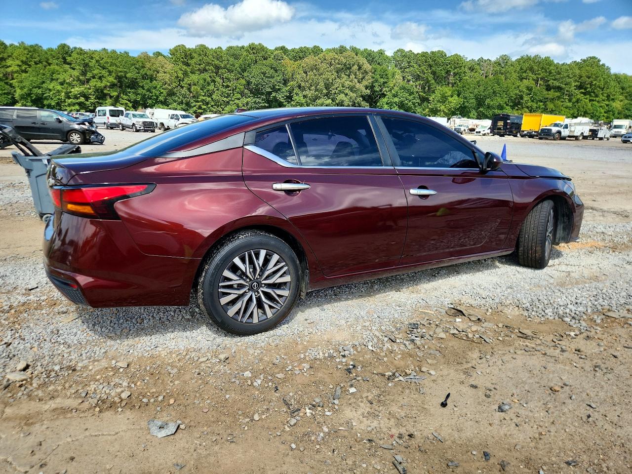 2023 NISSAN ALTIMA