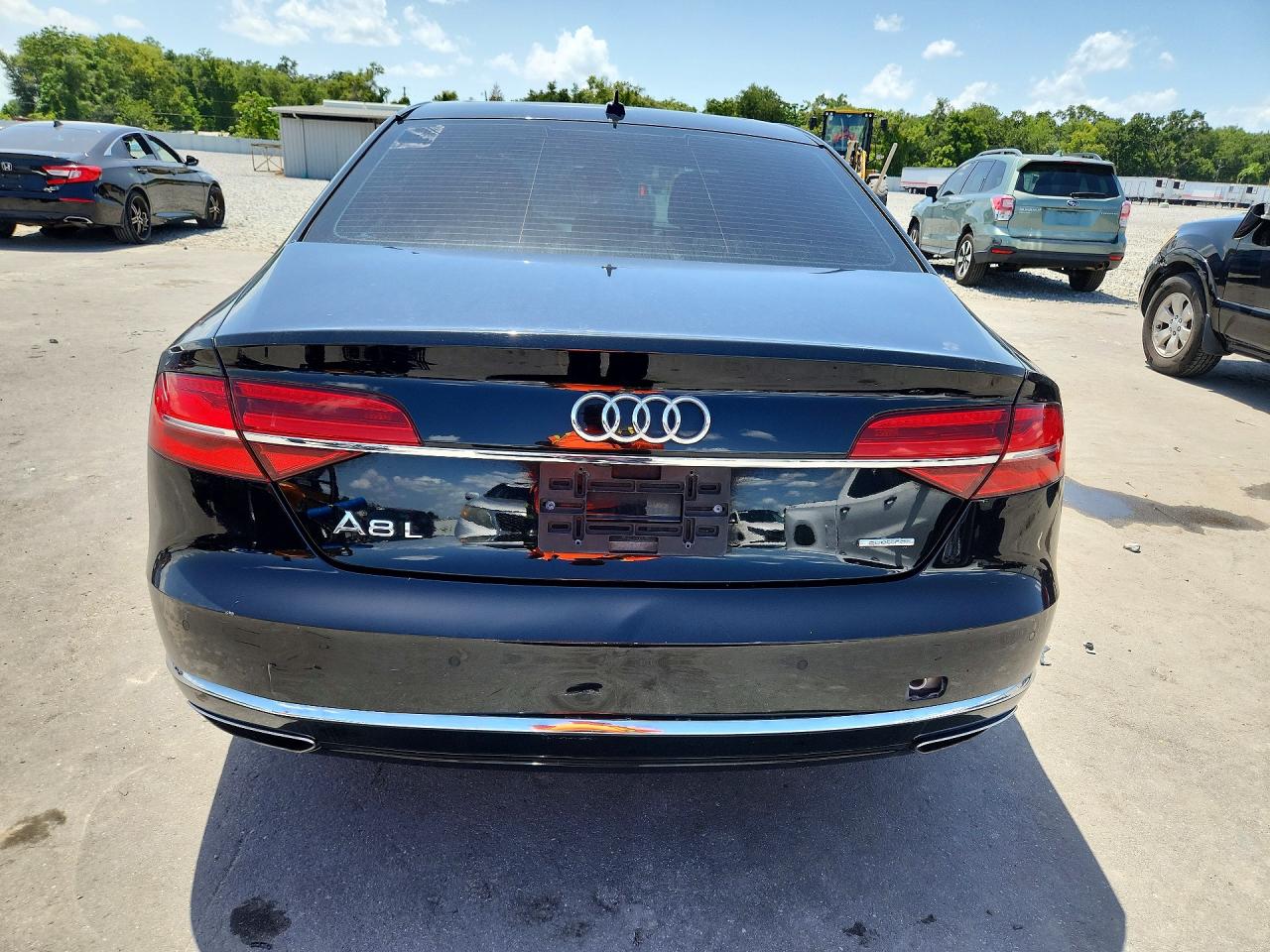2016 AUDI A8