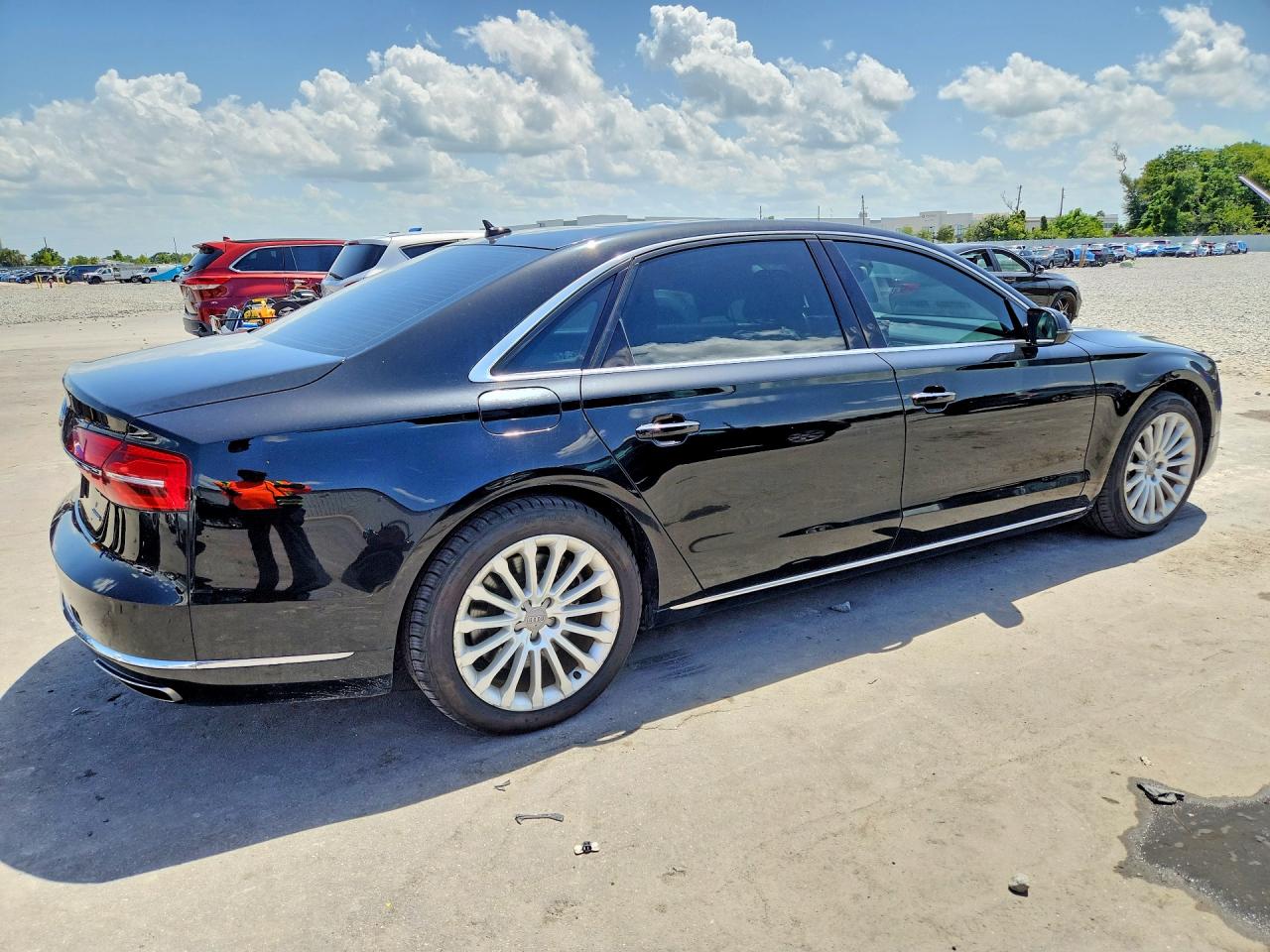 2016 AUDI A8