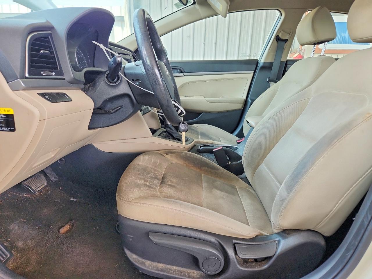 2017 HYUNDAI ELANTRA