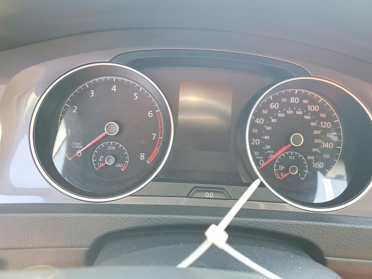 2017 VOLKSWAGEN GOLF