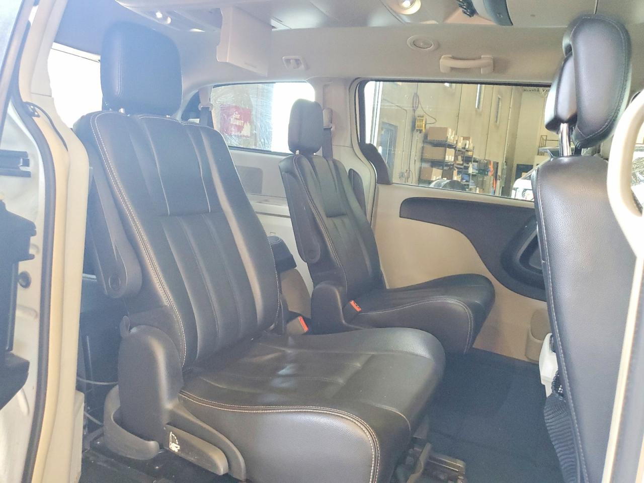 2015 CHRYSLER MINIVAN