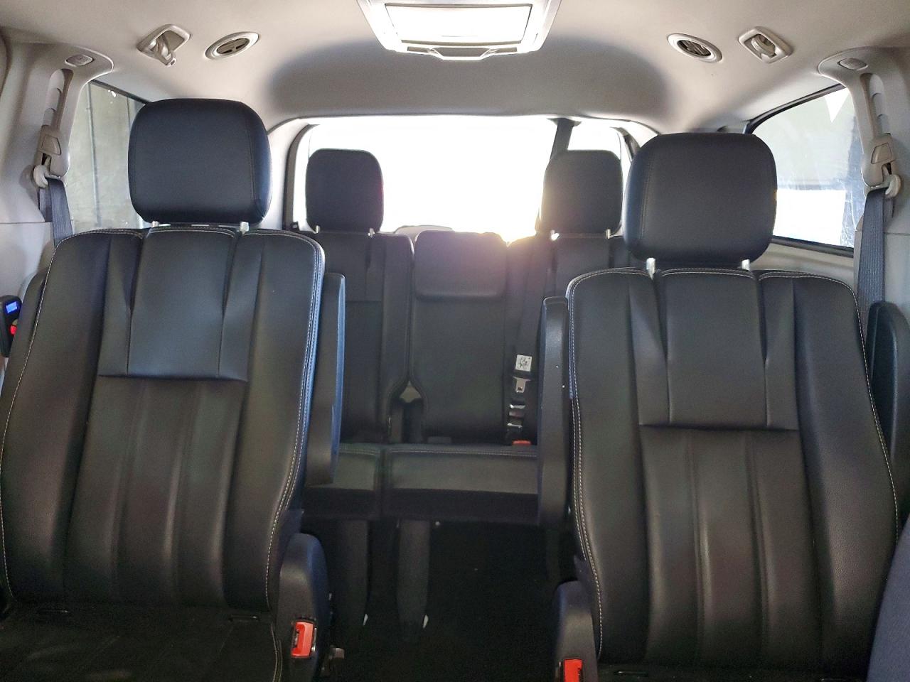 2015 CHRYSLER MINIVAN