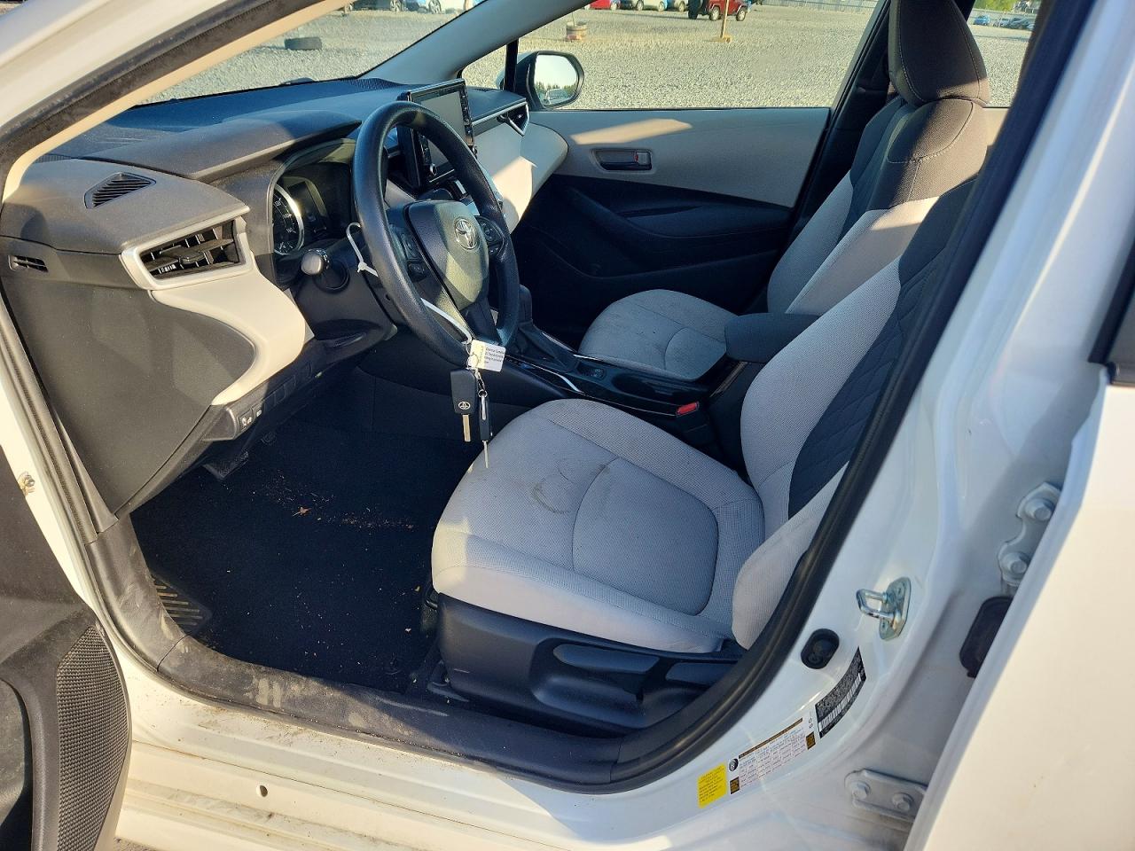 2022 TOYOTA COROLLA