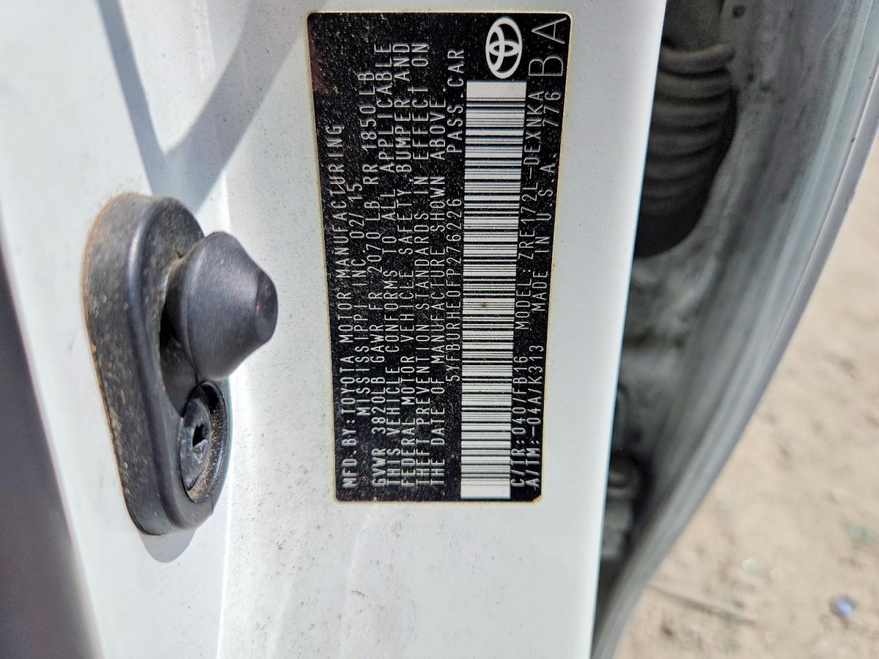 2015 TOYOTA COROLLA