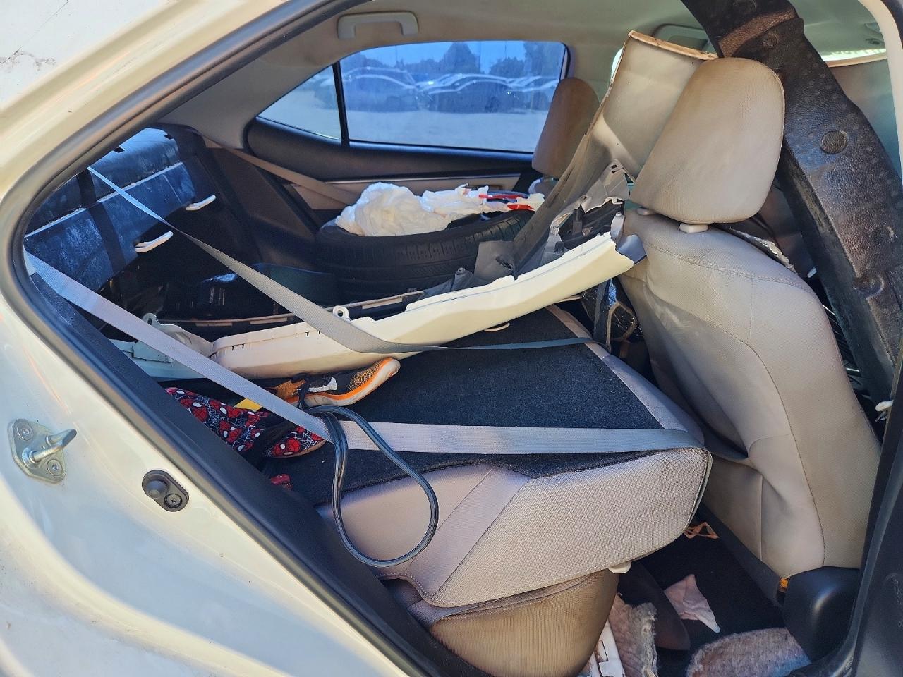 2015 TOYOTA COROLLA