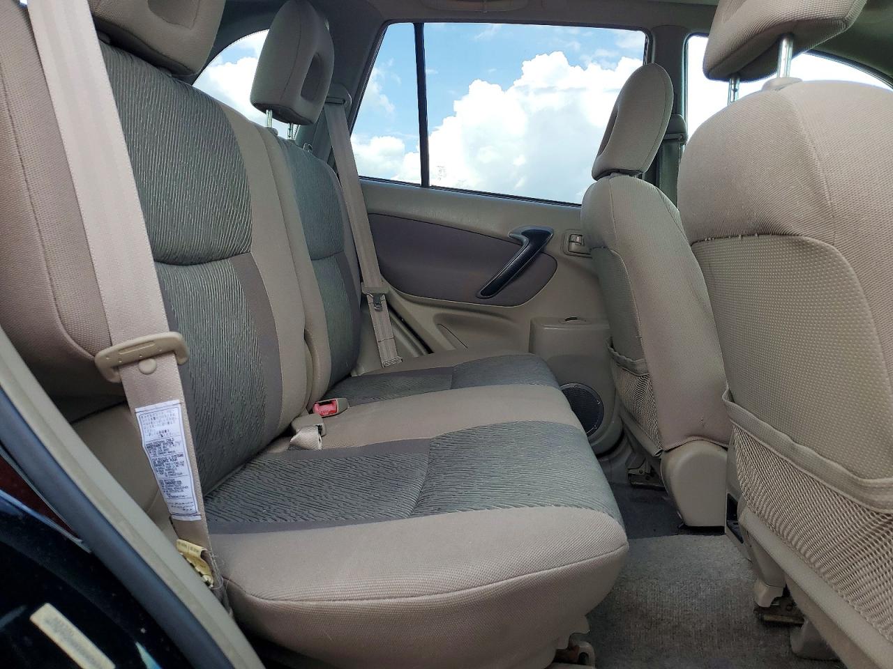 2001 TOYOTA RAV4