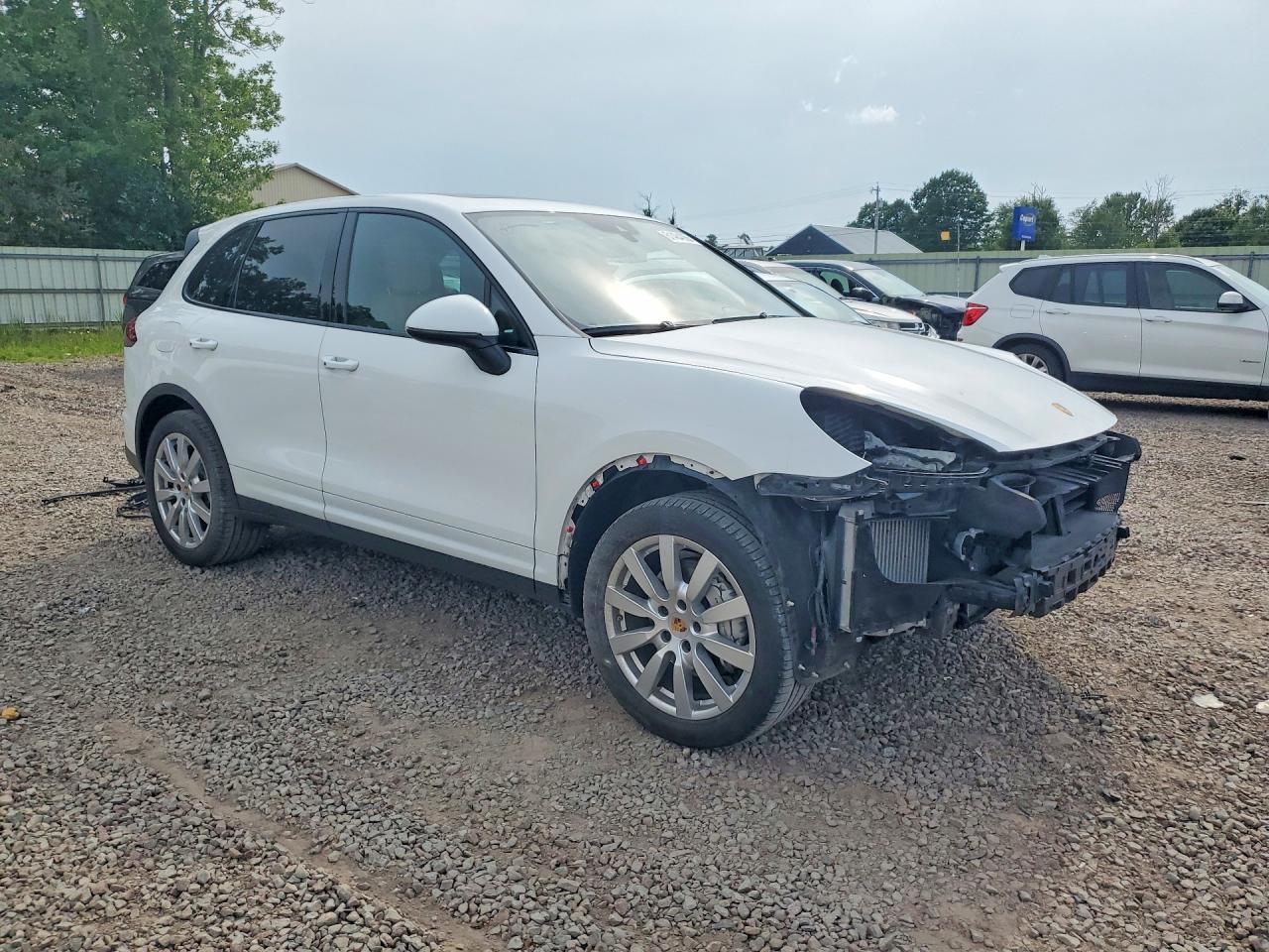 2018 PORSCHE CAYENNE