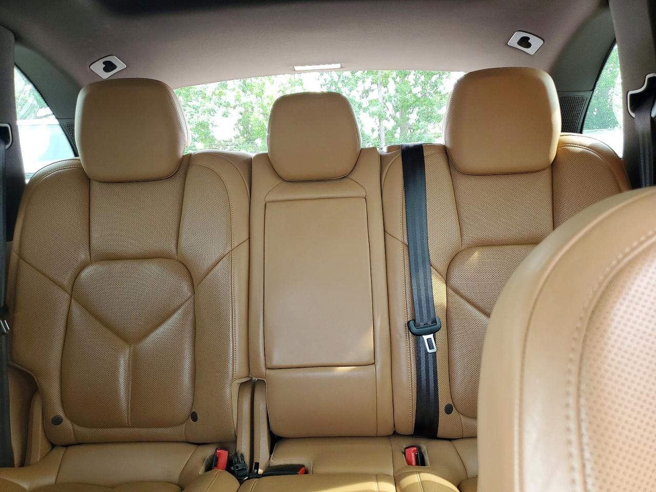 2018 PORSCHE CAYENNE
