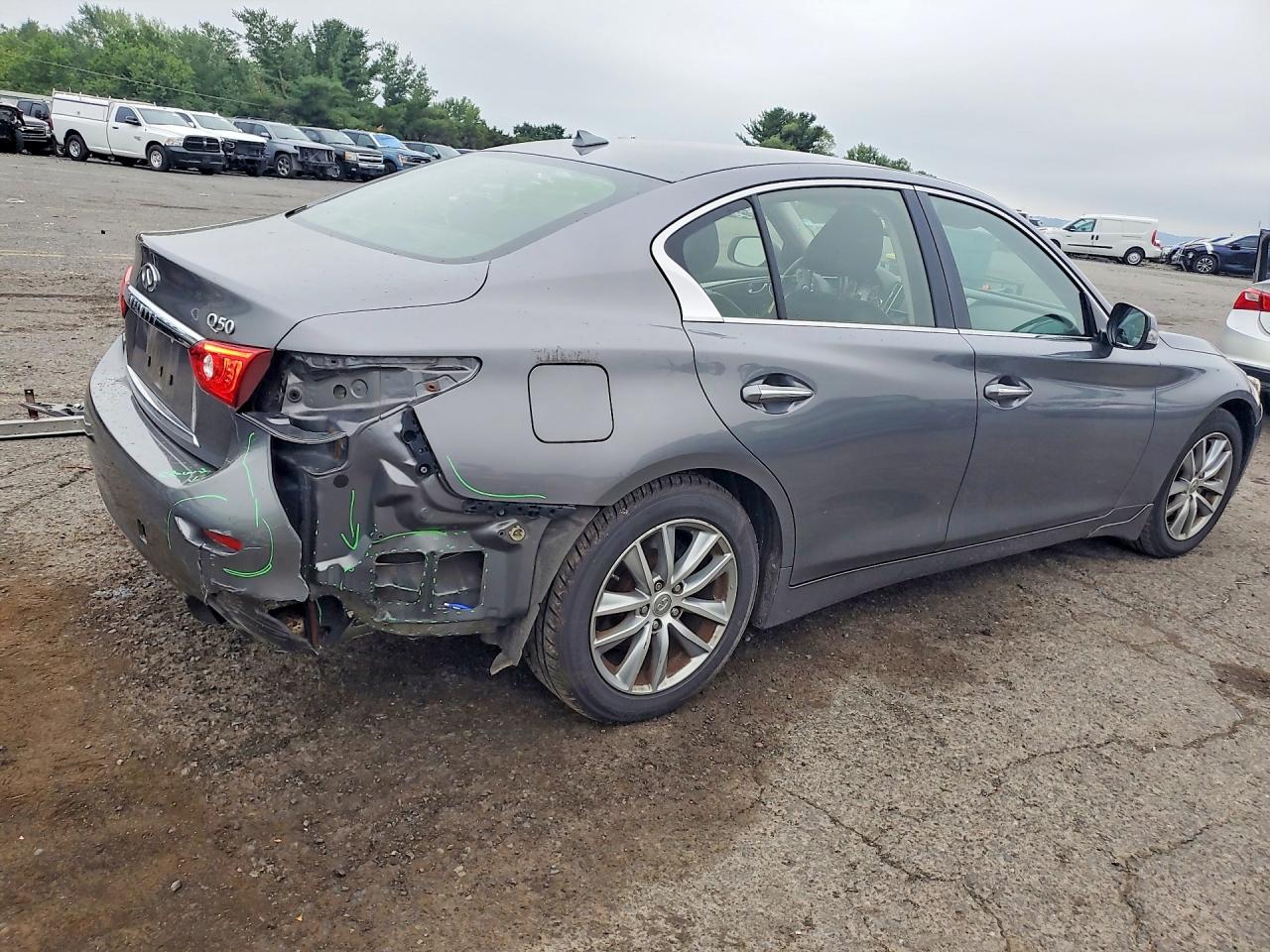 2014 INFINITI Q50