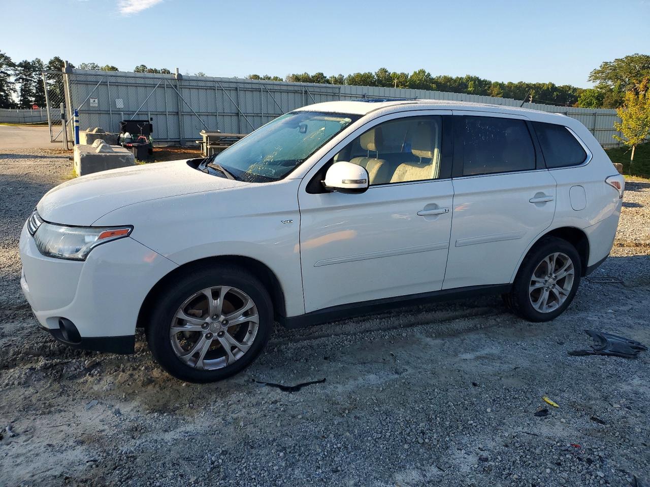 2014 MITSUBISHI OUTLANDER