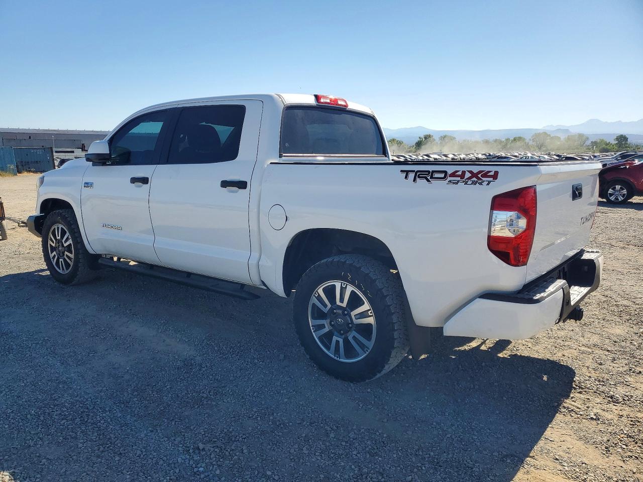 2018 TOYOTA TUNDRA