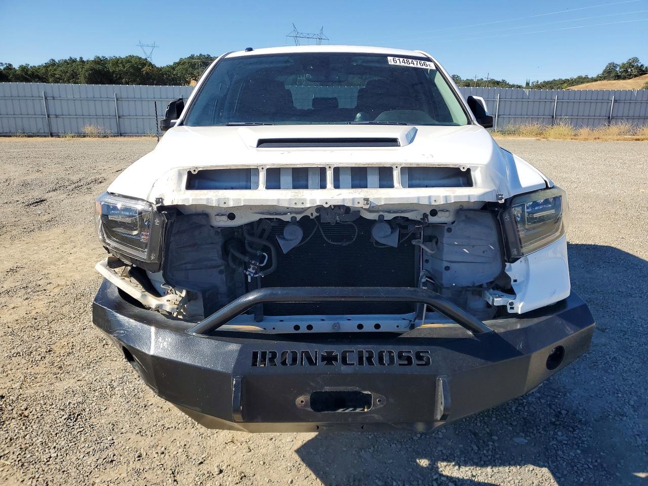 2018 TOYOTA TUNDRA