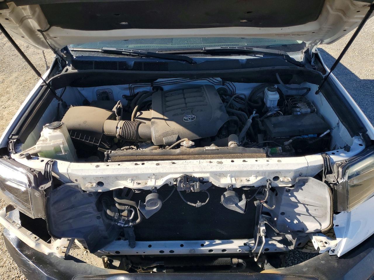 2018 TOYOTA TUNDRA
