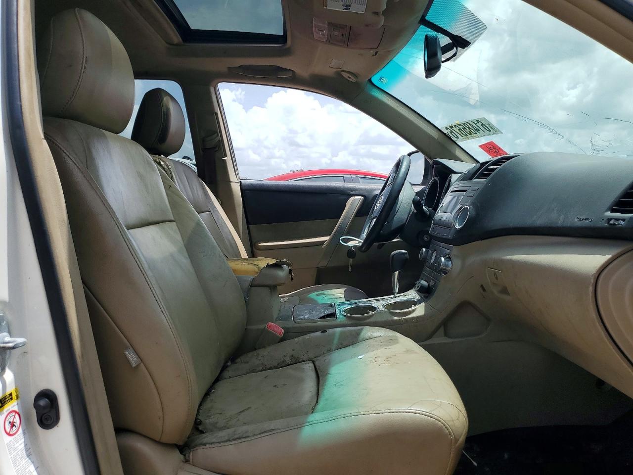 2012 TOYOTA HIGHLANDER