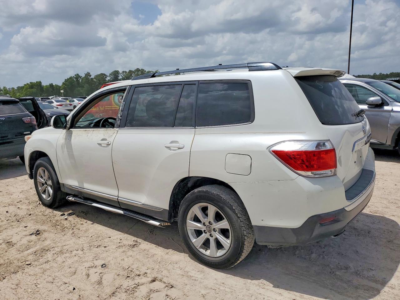 2012 TOYOTA HIGHLANDER