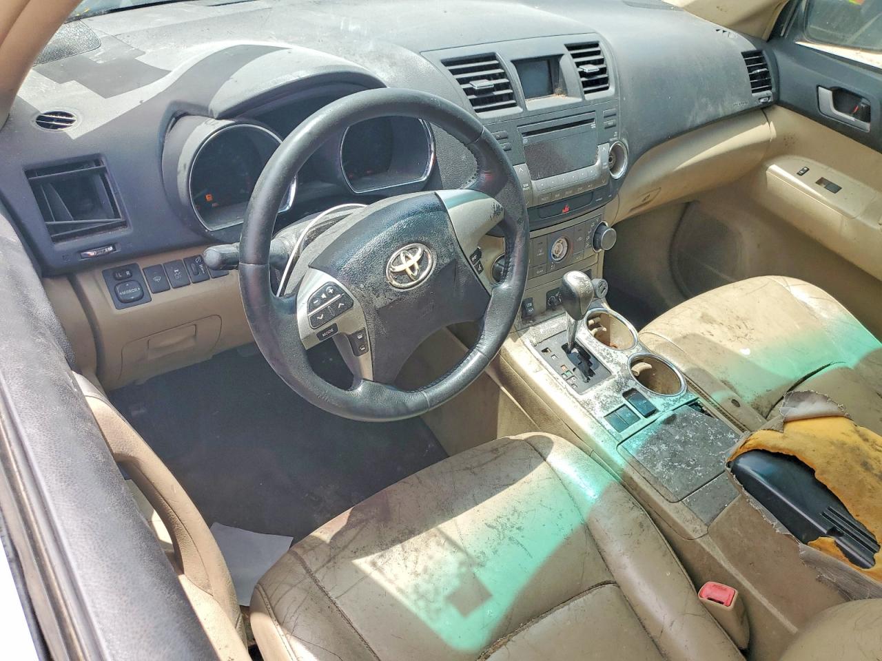 2012 TOYOTA HIGHLANDER