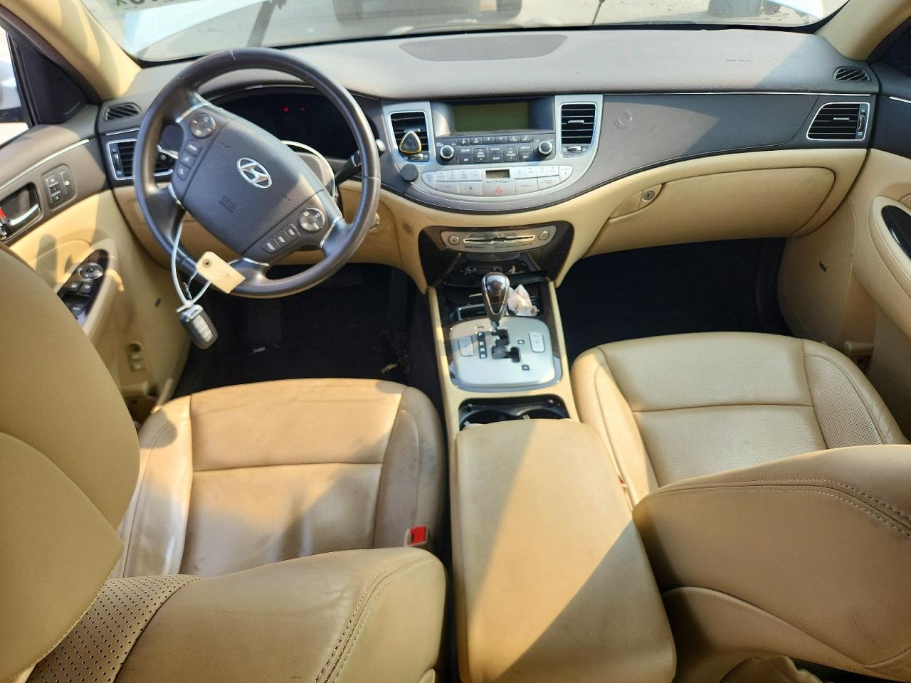2011 HYUNDAI GENESIS