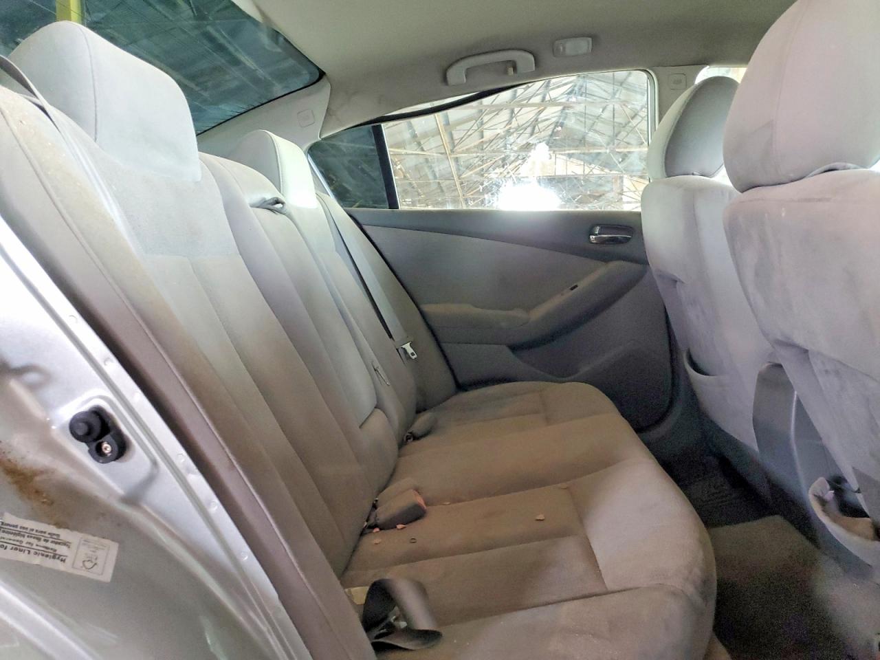 2010 NISSAN ALTIMA