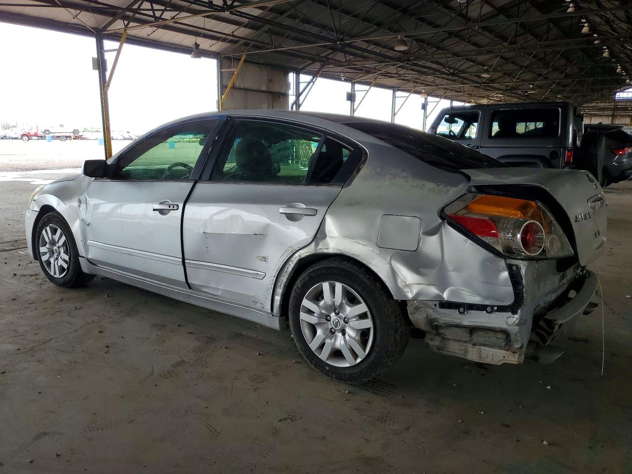 2010 NISSAN ALTIMA