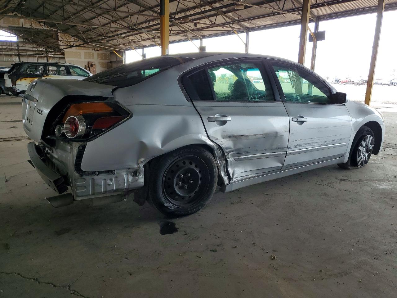 2010 NISSAN ALTIMA