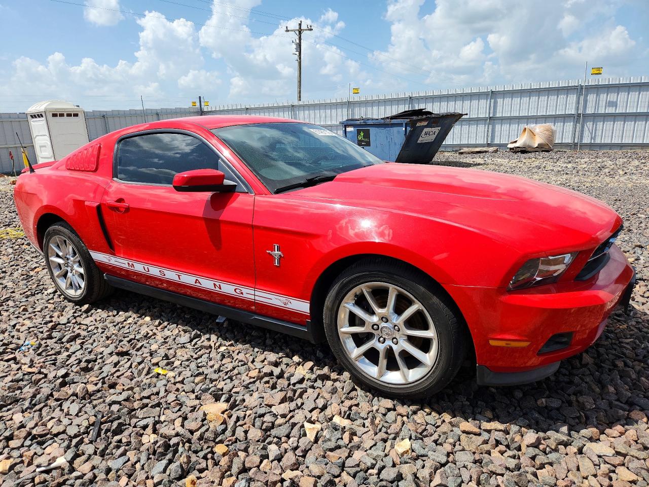 2011 FORD MUSTANG